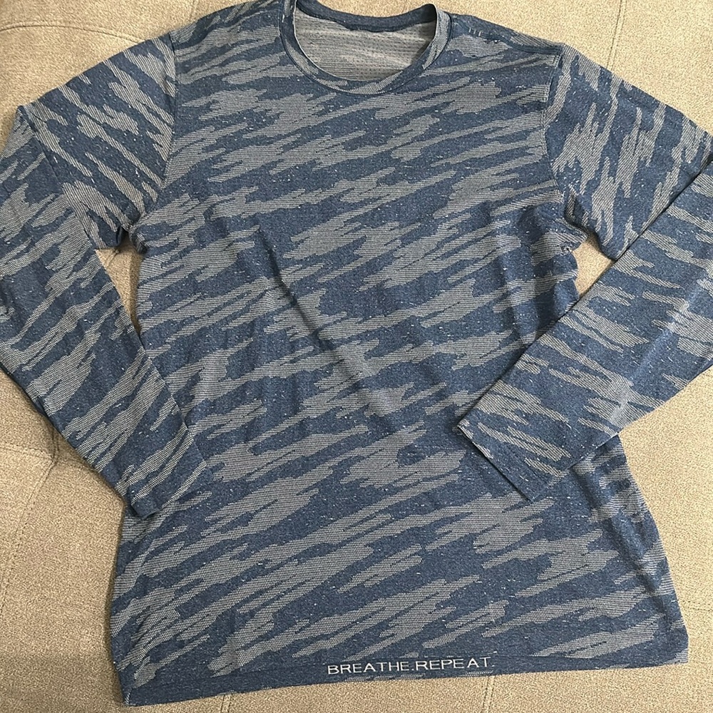 LULU LEMON MENS SHIRT